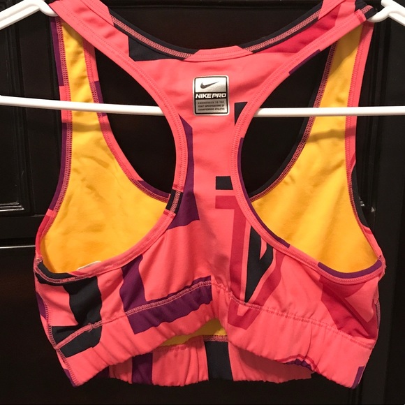 NikeFit Dry Women’s Racer Back Sports Bra, Size M - Picture 5 of 8